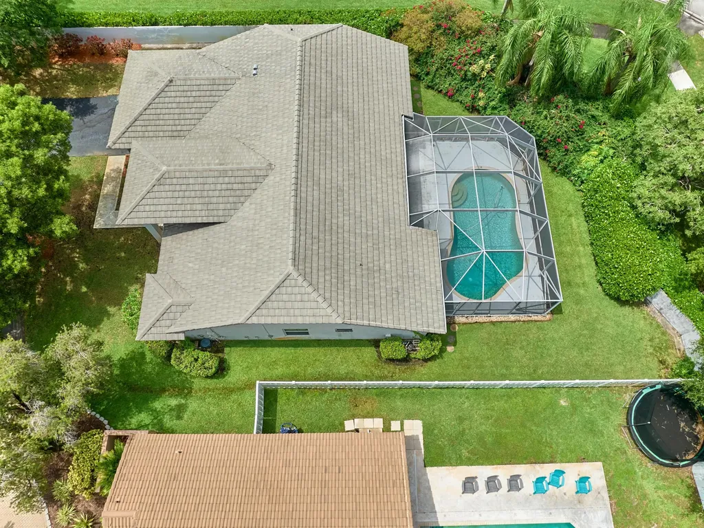 4610 NW 100th Way Coral Springs FL 33076