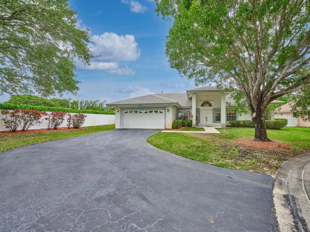 4610 NW 100th Way Coral Springs FL 33076