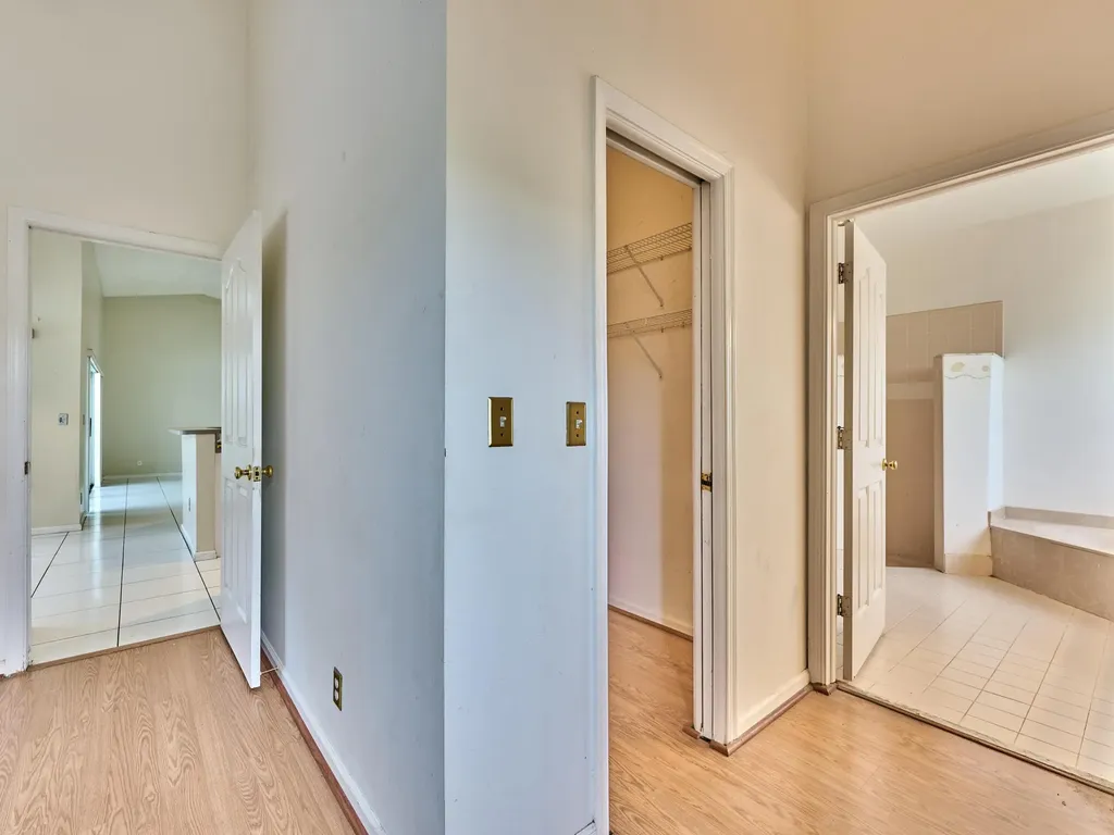 4610 NW 100th Way Coral Springs FL 33076