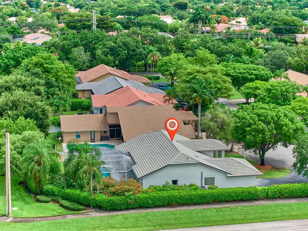 4610 NW 100th Way Coral Springs FL 33076