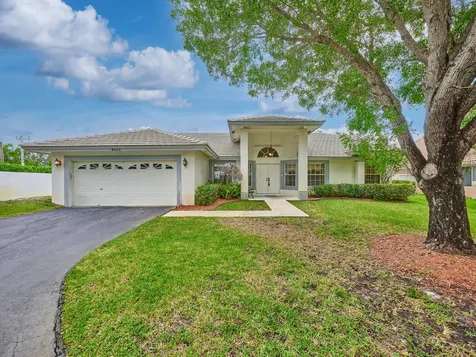 4610 NW 100th Way Coral Springs FL 33076