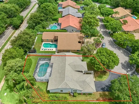 4610 NW 100th Way Coral Springs FL 33076