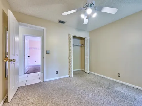 4610 NW 100th Way Coral Springs FL 33076