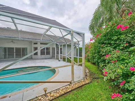 4610 NW 100th Way Coral Springs FL 33076