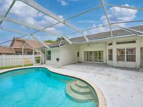4610 NW 100th Way Coral Springs FL 33076