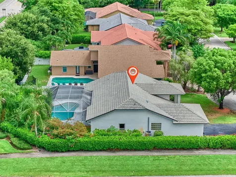 4610 NW 100th Way Coral Springs FL 33076