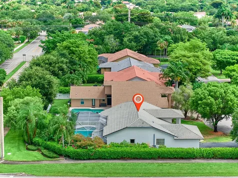 4610 NW 100th Way Coral Springs FL 33076