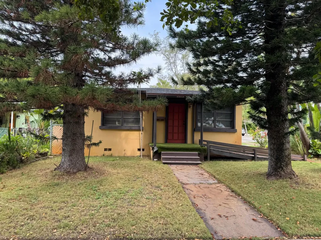 2919 Poinsettia Avenue West Palm Beach FL 33407
