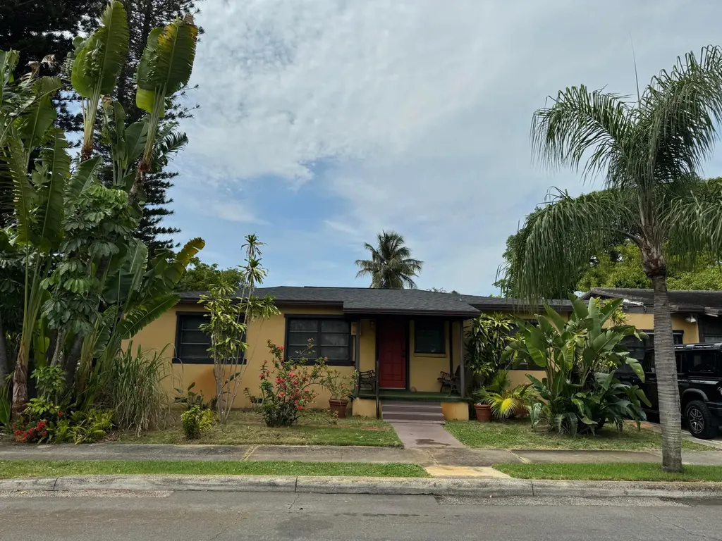 2919 Poinsettia Avenue West Palm Beach FL 33407