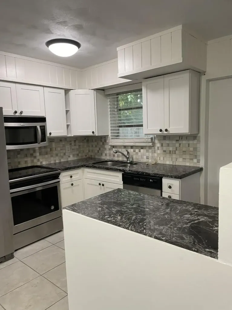 1518 Grant Street Hollywood FL 33020