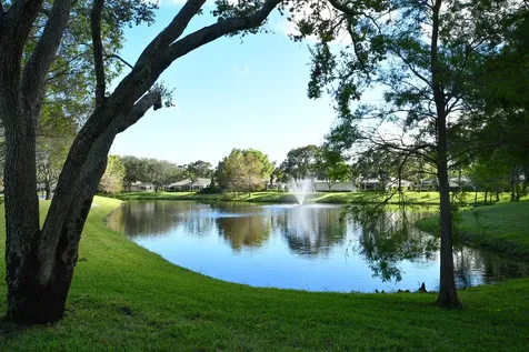 4204 Water Oak Court Palm Beach Gardens FL 33410