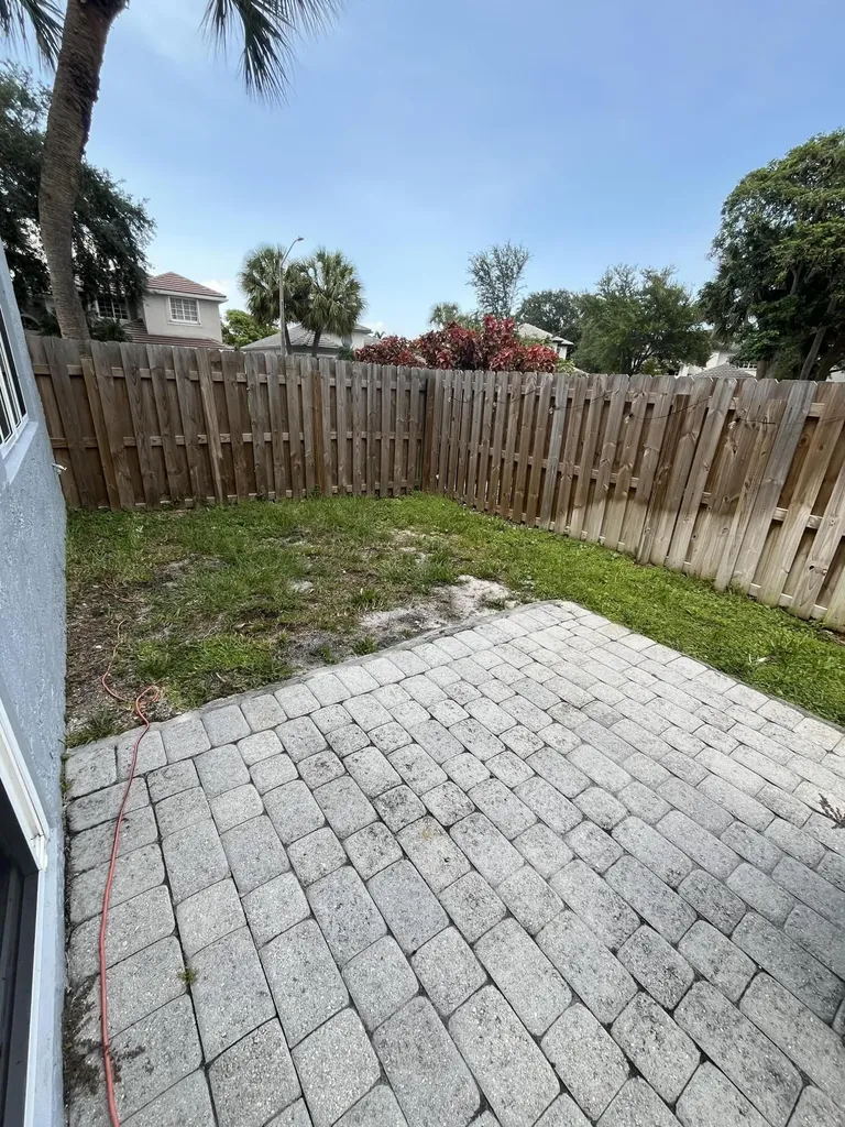 1933 NW 99th Avenue Pembroke Pines FL 33024