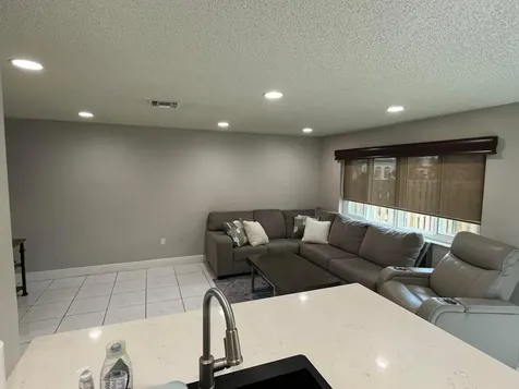 1933 NW 99th Avenue Pembroke Pines FL 33024