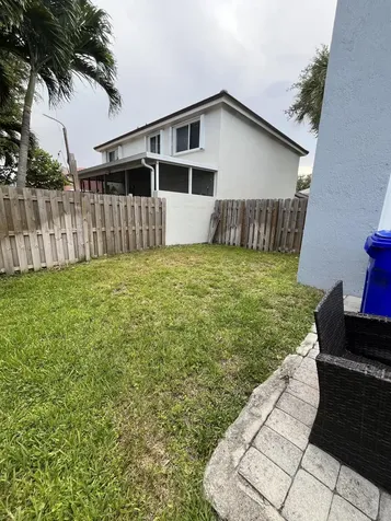1933 NW 99th Avenue Pembroke Pines FL 33024