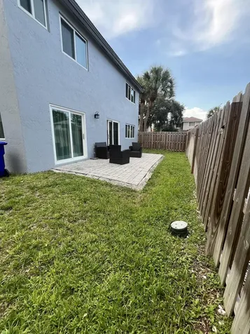1933 NW 99th Avenue Pembroke Pines FL 33024