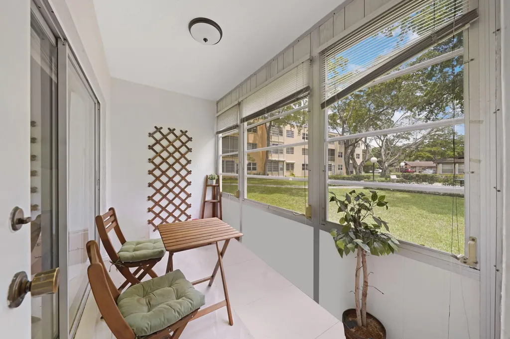 100 Berkley Road Hollywood FL 33024