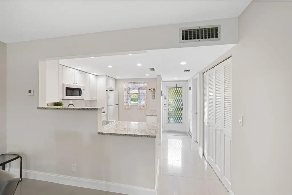 100 Berkley Road Hollywood FL 33024