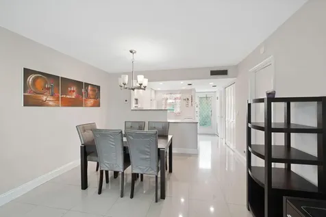 100 Berkley Road Hollywood FL 33024