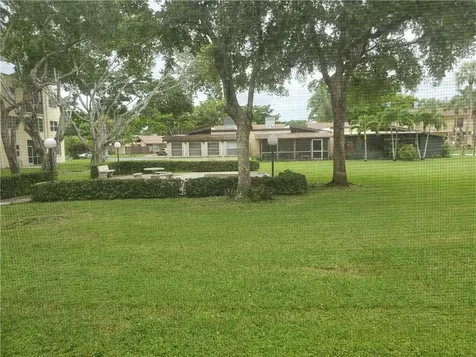 100 Berkley Road Hollywood FL 33024