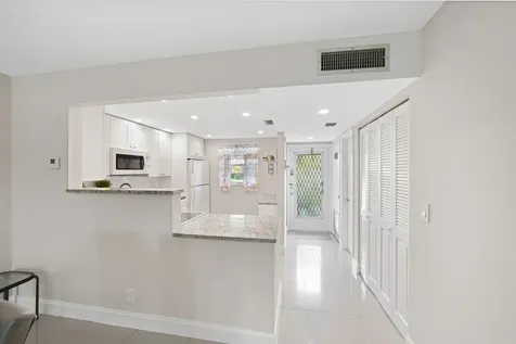 100 Berkley Road Hollywood FL 33024