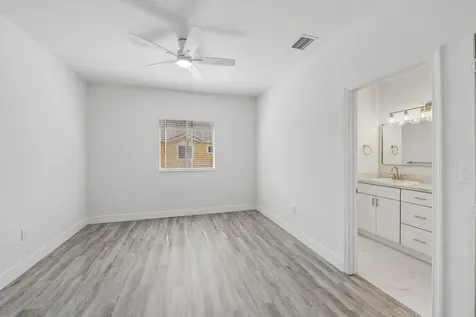 560 St Tropez Lane Margate FL 33068