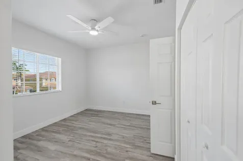 560 St Tropez Lane Margate FL 33068