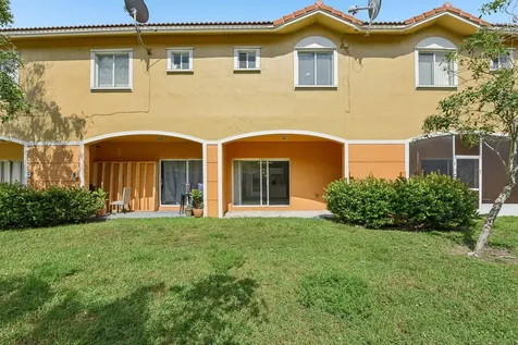 560 St Tropez Lane Margate FL 33068