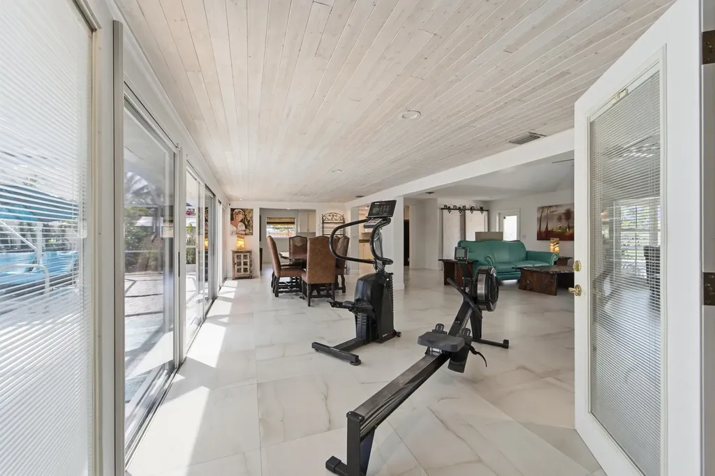 18 Saddleback Road Tequesta FL 33469