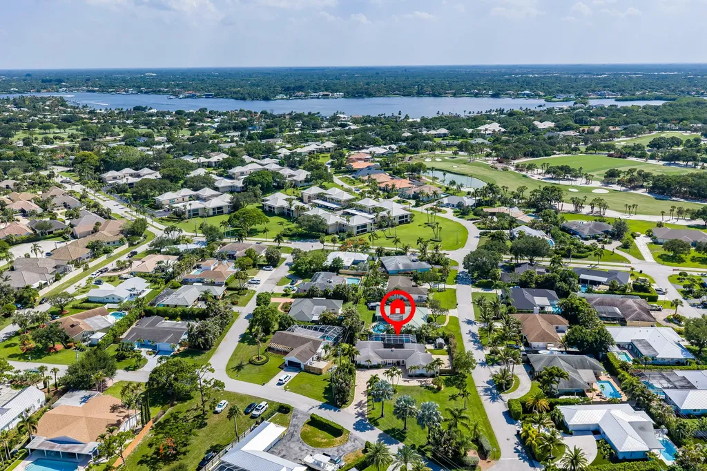 18 Saddleback Road Tequesta FL 33469