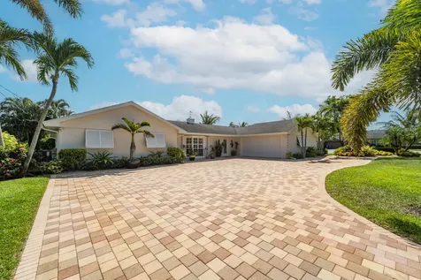 18 Saddleback Road Tequesta FL 33469