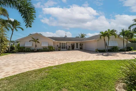 18 Saddleback Road Tequesta FL 33469