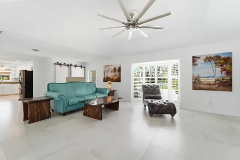 18 Saddleback Road Tequesta FL 33469