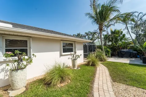 18 Saddleback Road Tequesta FL 33469