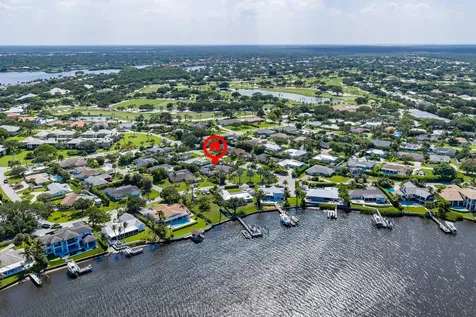 18 Saddleback Road Tequesta FL 33469