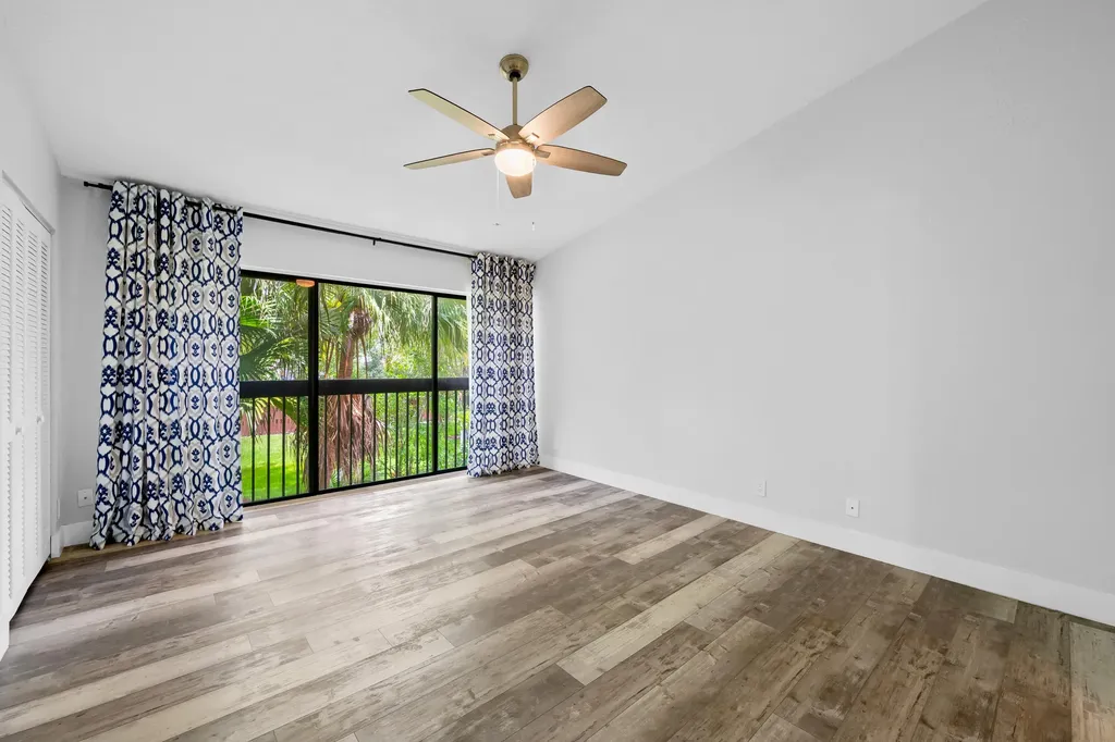 4221 SW 71st Terrace Davie FL 33314