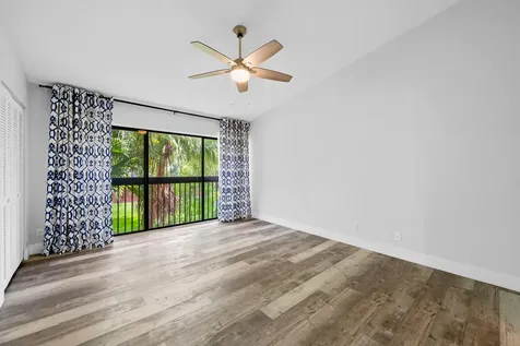 4221 SW 71st Terrace Davie FL 33314