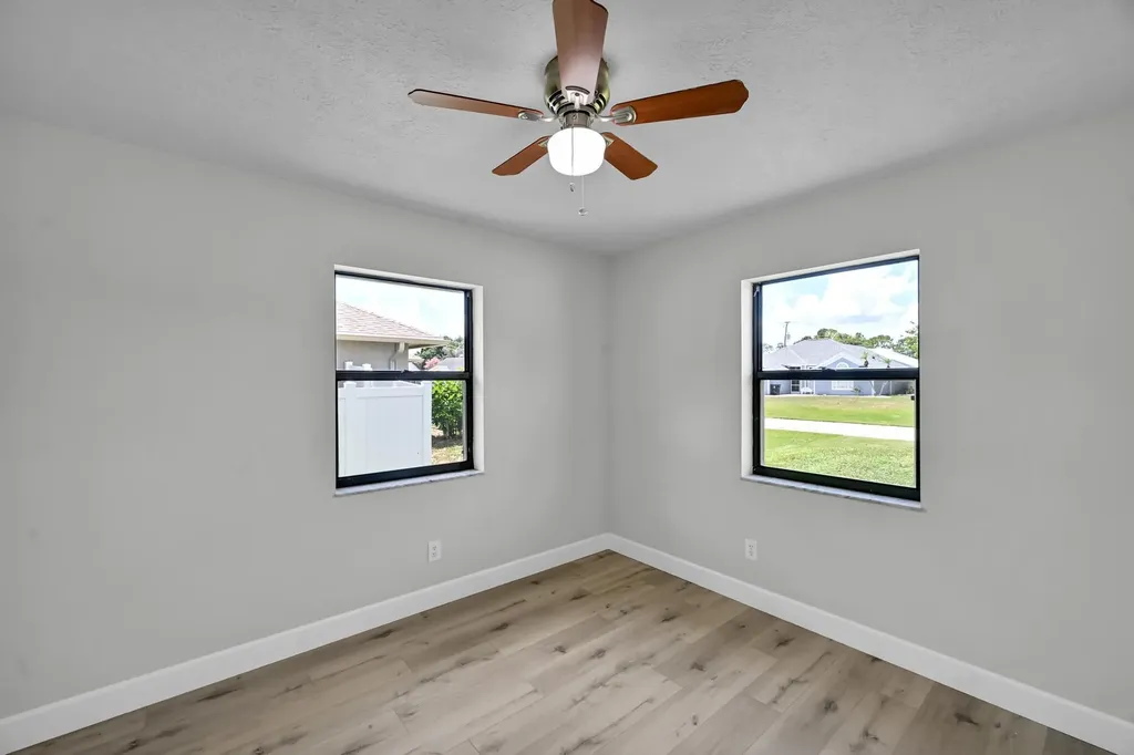 3520 SE Hyde Circle Port St Lucie FL 34983