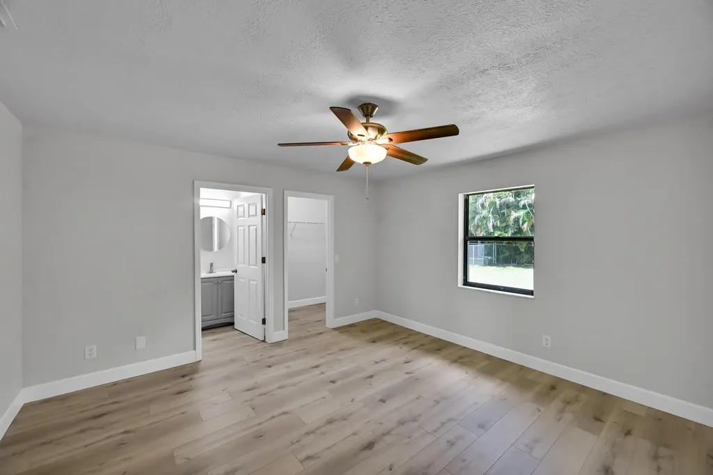 3520 SE Hyde Circle Port St Lucie FL 34983
