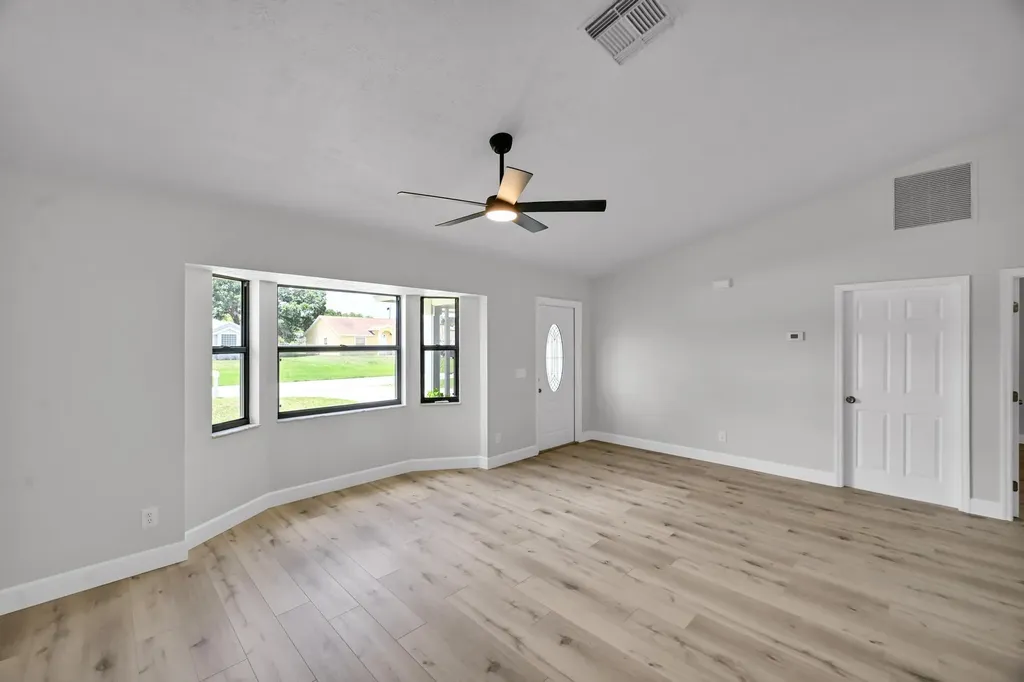 3520 SE Hyde Circle Port St Lucie FL 34983