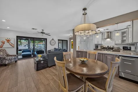 2542 SE 10th Street Pompano Beach FL 33062