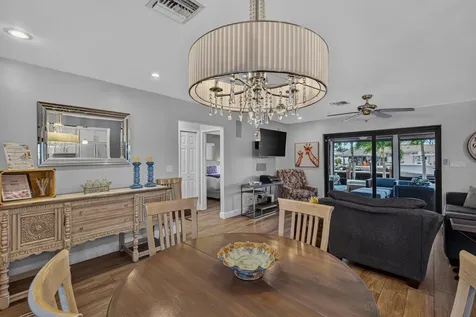 2542 SE 10th Street Pompano Beach FL 33062