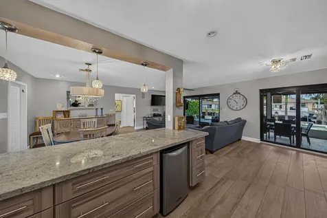 2542 SE 10th Street Pompano Beach FL 33062