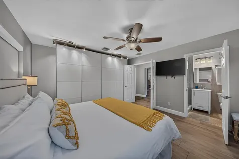 2542 SE 10th Street Pompano Beach FL 33062