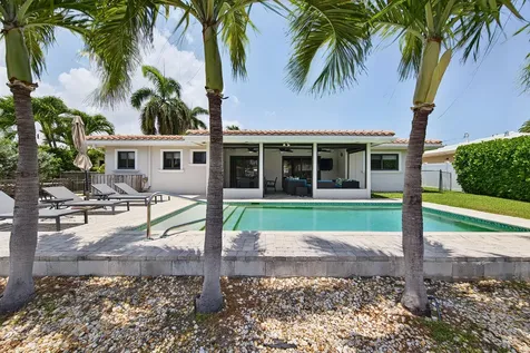 2542 SE 10th Street Pompano Beach FL 33062