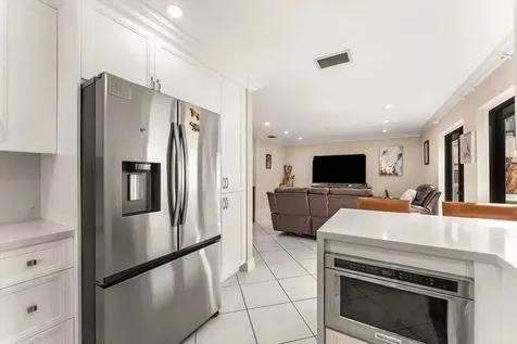 2116 Austin Weston FL 33326