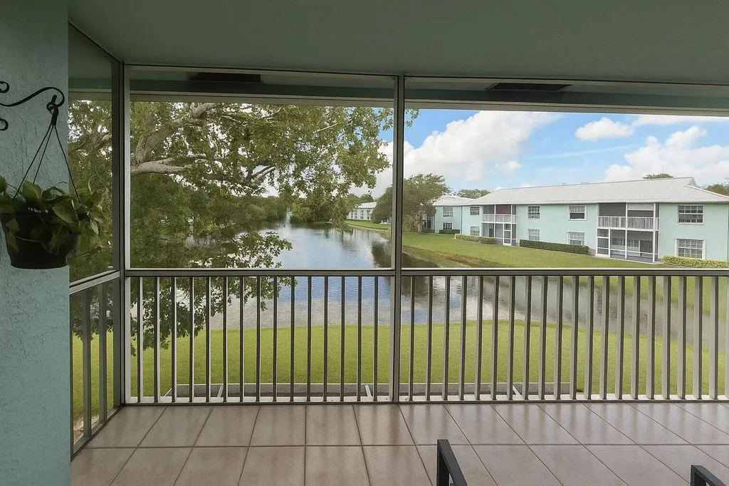 1106 Swan Lake Circle Port St Lucie FL 34986