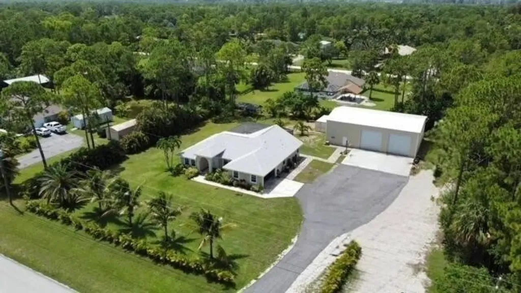 16304 Orange Boulevard The Acreage FL 33470