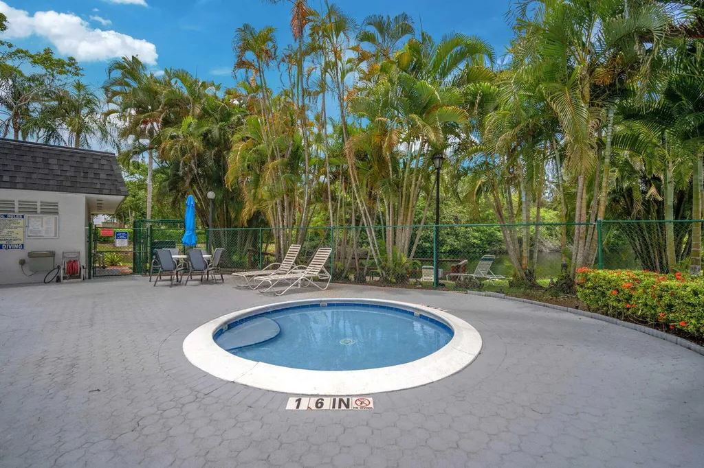1021 Mockingbird Lane Plantation FL 33324