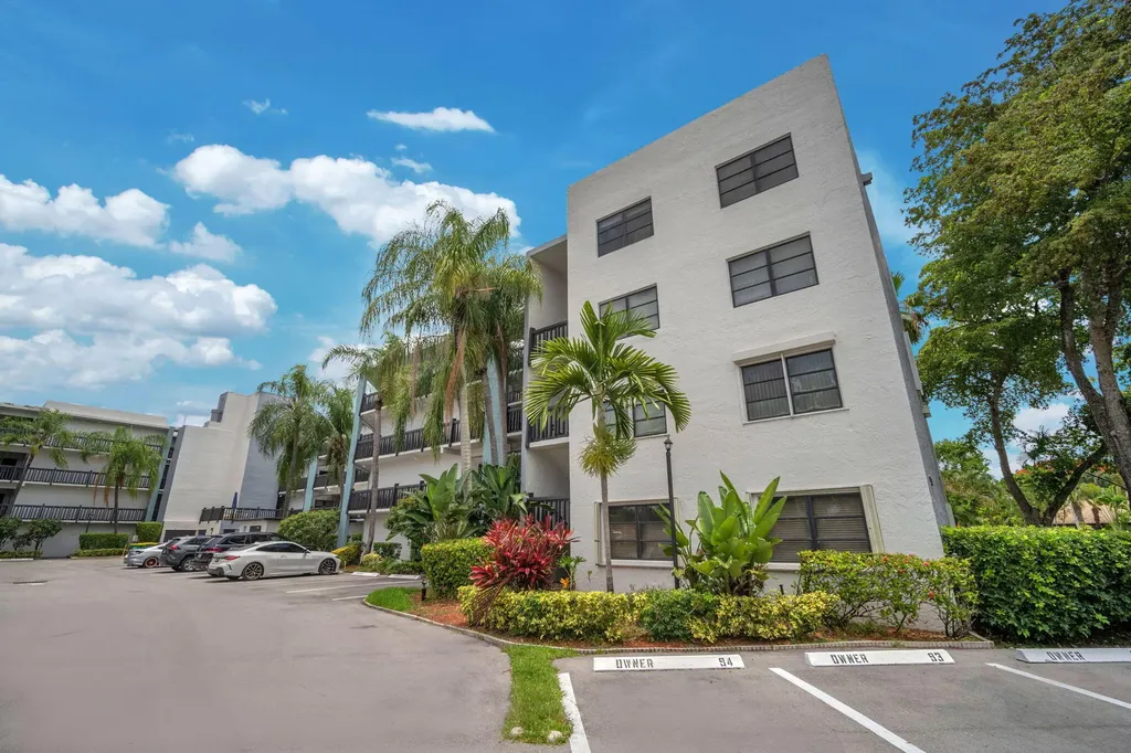 1021 Mockingbird Lane Plantation FL 33324
