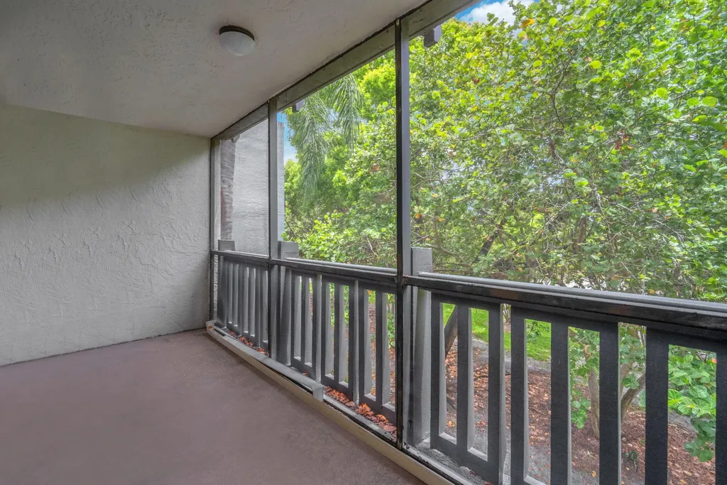 1021 Mockingbird Lane Plantation FL 33324